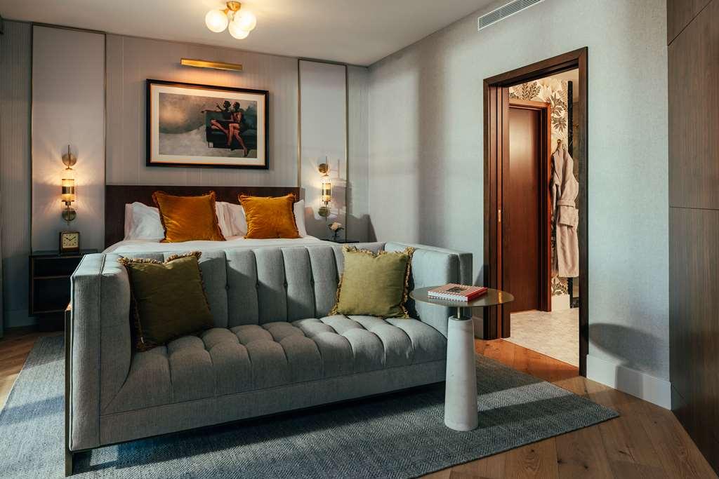 The Global Ambassador Hotel Phoenix Quarto foto
